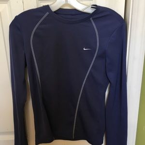 Nike Long sleeves athletic shirt